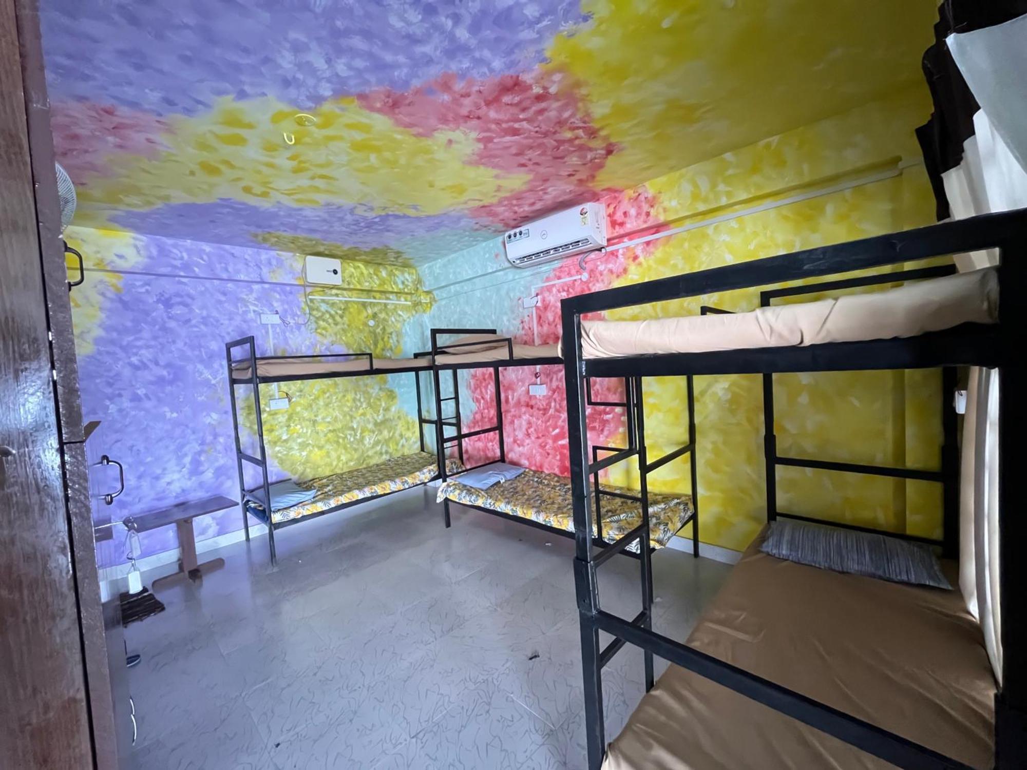 Santa Maria Hostel Munroe Island Mundrothuruth Zewnętrze zdjęcie